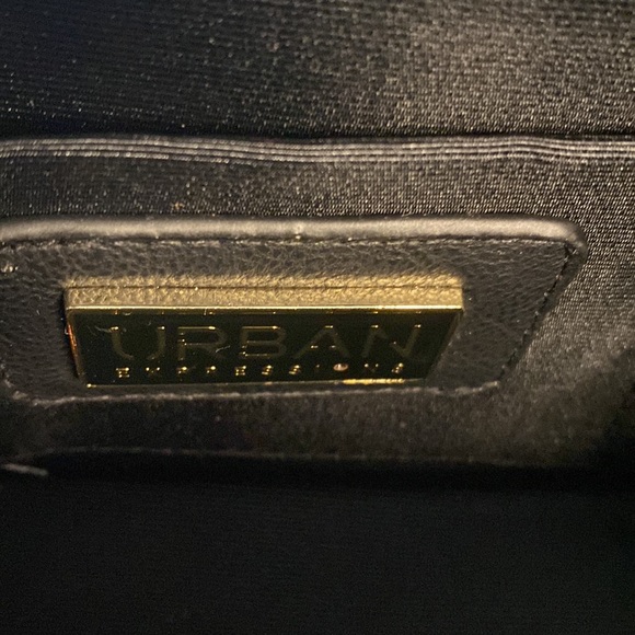 Urban Expressions Bianca Clutch - Picture 8 of 9